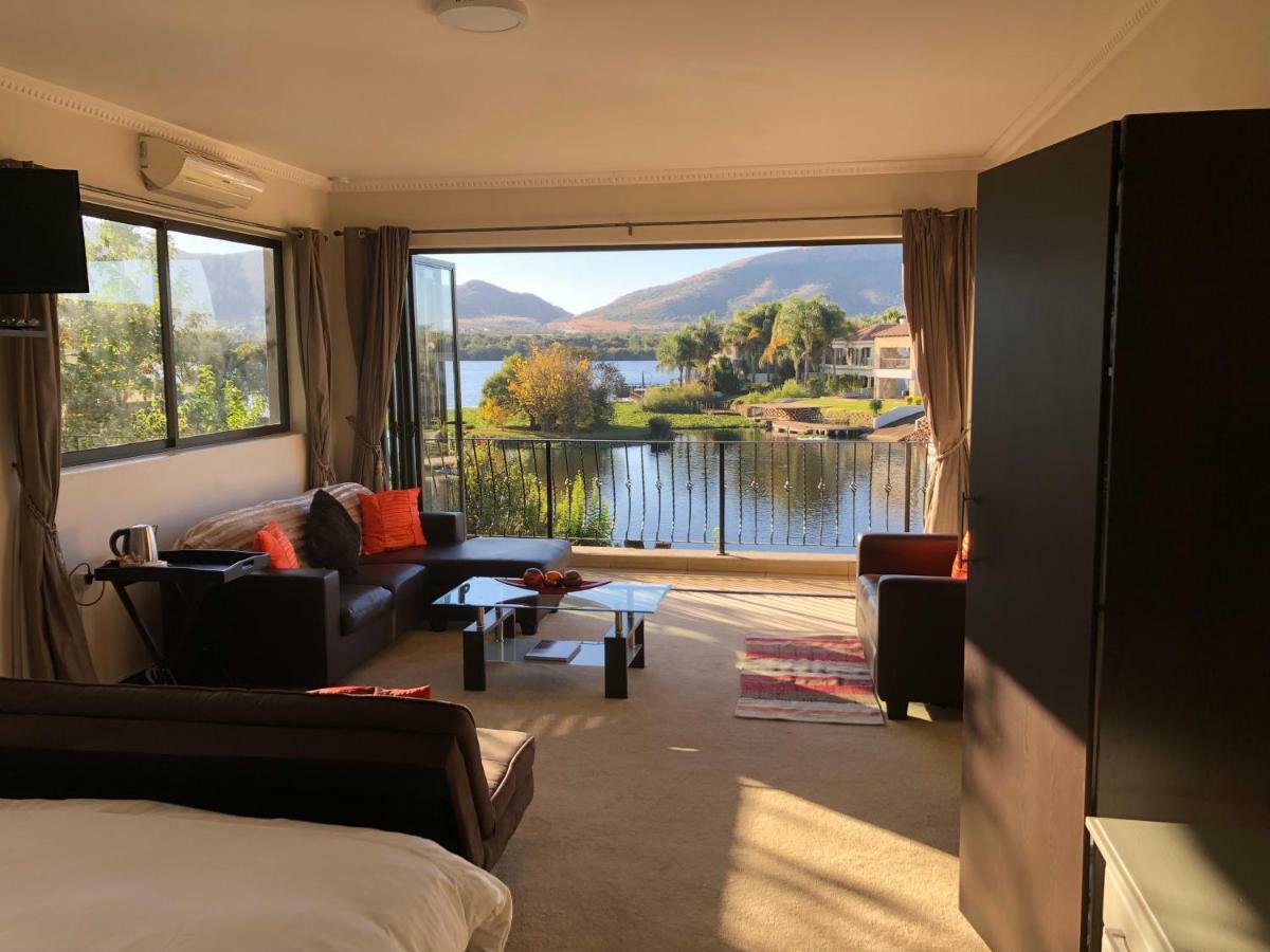 Rivendell Hotel ฮาร์ทบีสบูร์ท ภายนอก รูปภาพ